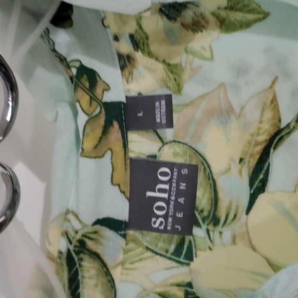 Blouse - Picture 2 of 2